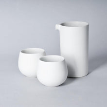 Load image into Gallery viewer, LOVERAMICS BREWERS Specialty Jug with 2pcs Nutty Tasting Cup Set - Carrara White
