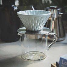 Load image into Gallery viewer, Loveramics Make Your Own Set- Dripper, Stand, Server &amp; Hario Filter Paper 02
